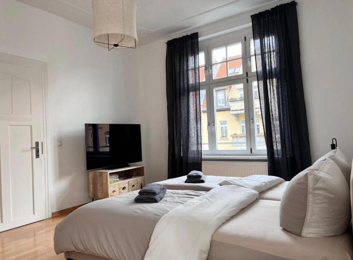 Feine Apartments In Der Suedstadt Von Erfurt Mit Kostenlosen Stellplatz & Flasche Wein Zur Begruessung Extérieur photo